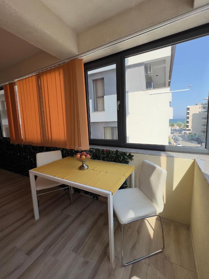 Aniversarium Grand Apartment Navodari Ngoại thất bức ảnh