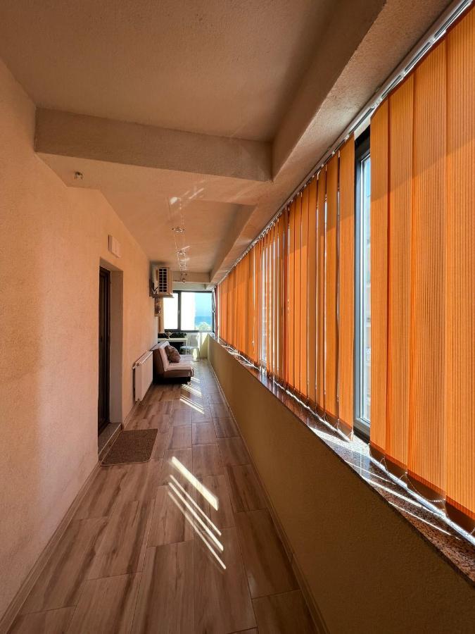 Aniversarium Grand Apartment Navodari Ngoại thất bức ảnh